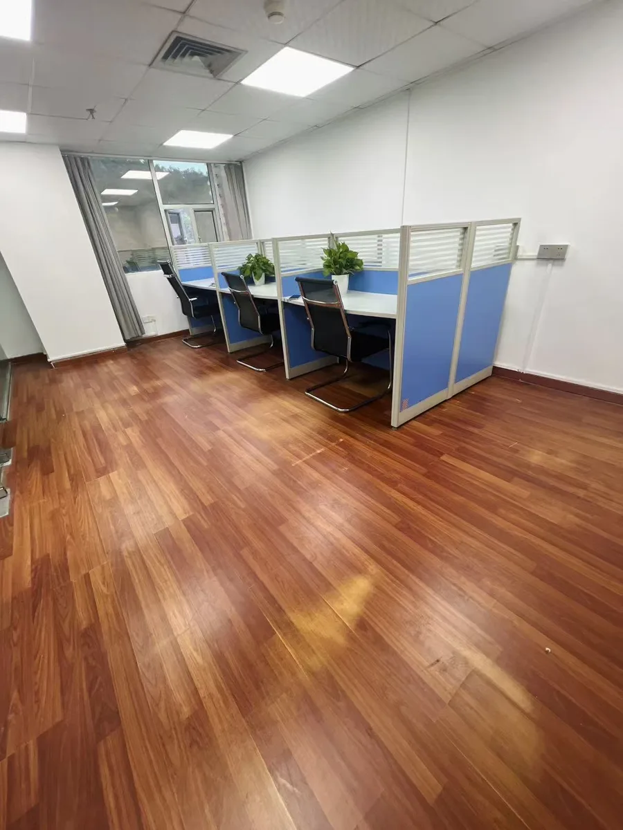 创业小办公室实拍